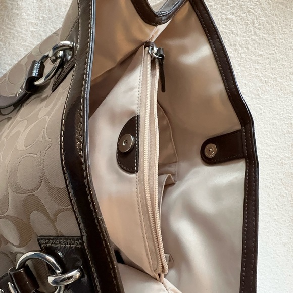 Coach Signature Satin handbag - Picture 3 of 14